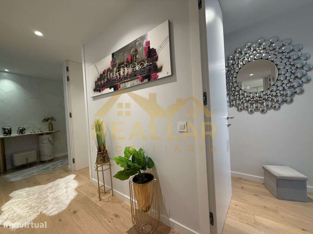 Apartamento T3 semi novo - Centro de Vila do Conde - Grande imagem: 4/27