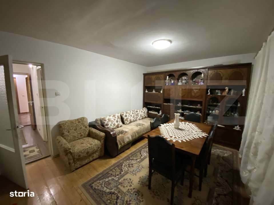 Apartament 4 camere, in suprafata de 74 mp, decomandat, zona Dumbrava - Imagine principală: 4/17