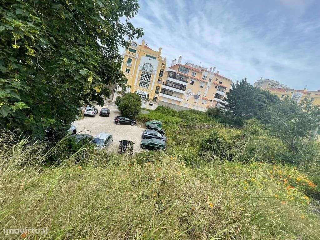 Terreno Urbano para Construção com 612m2 no Centro de Sintra-1