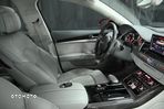 Audi A8 4.2 TDI DPF (clean diesel) quattro tiptronic - 30