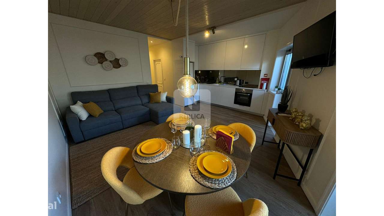 Apartamento T2 Luminoso com Varandas no Bonfim - Grande imagem: 4/22