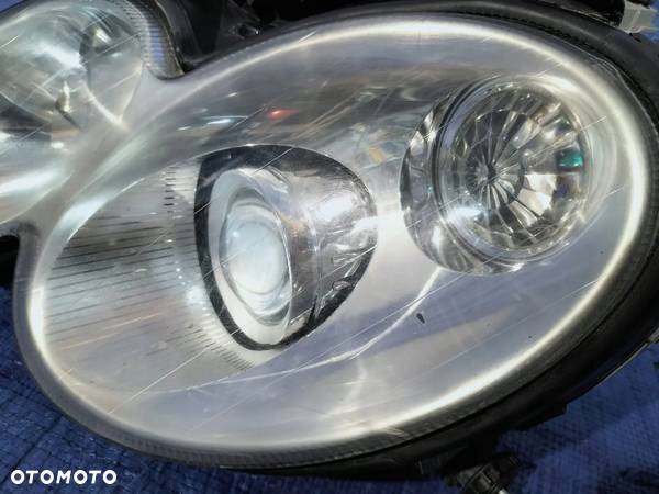 REFLEKTOR LAMPA XENON KOMPLETNY PRAWY PRZÓD MERCEDES CLK W209 - 10