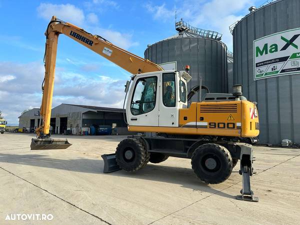 Liebherr A900 Excavator - 7