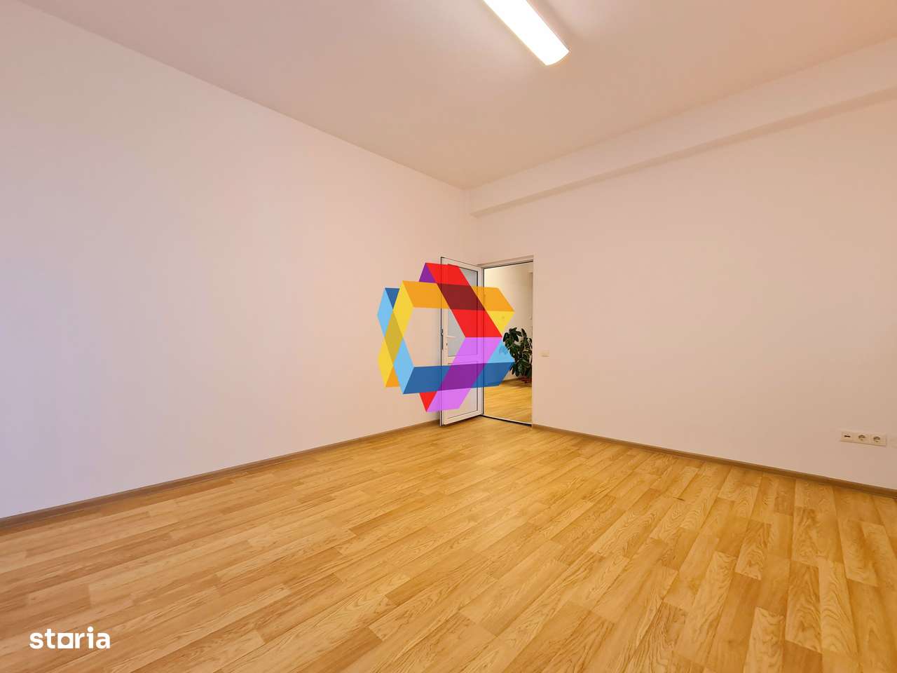 Spatiu birouri de închiriat Brasov - 120 mp  # plus-imo - Imagine principală: 5/12