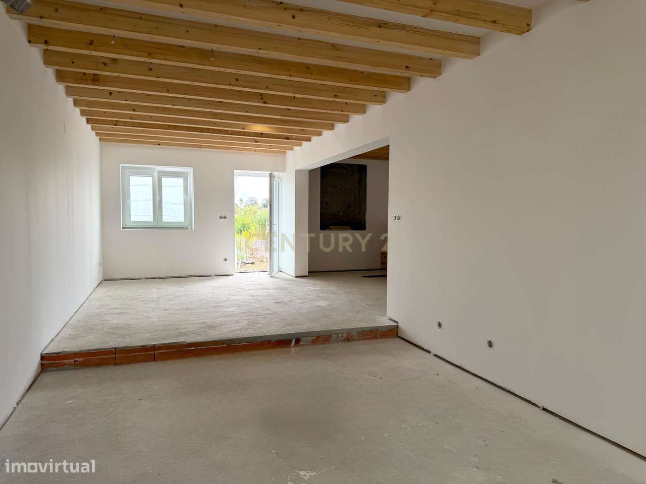 Moradia T3 totalmente remodelada | Lote 1.933m² | Alhadas, Figueira da-0
