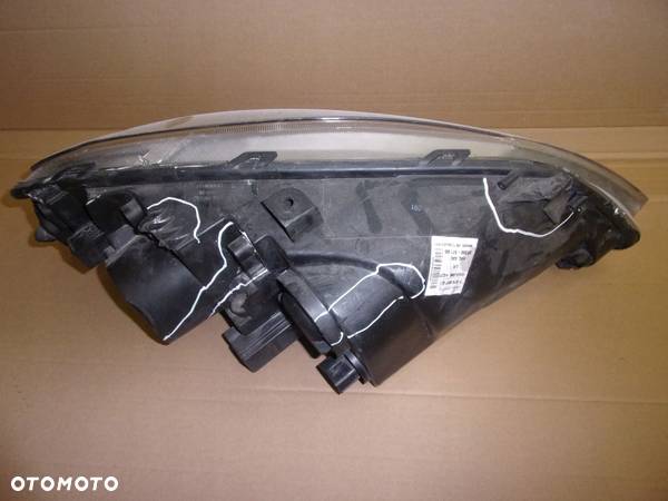 LAMPA LEWA PRZEDNIA SUZUKI KIZASHI 09- USA USZKODZ - 3