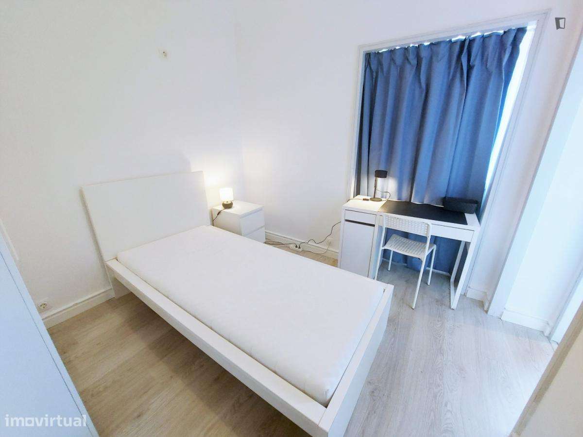 Quarto - localizado em Alvalade Lisbon - Grande imagem: 3/10