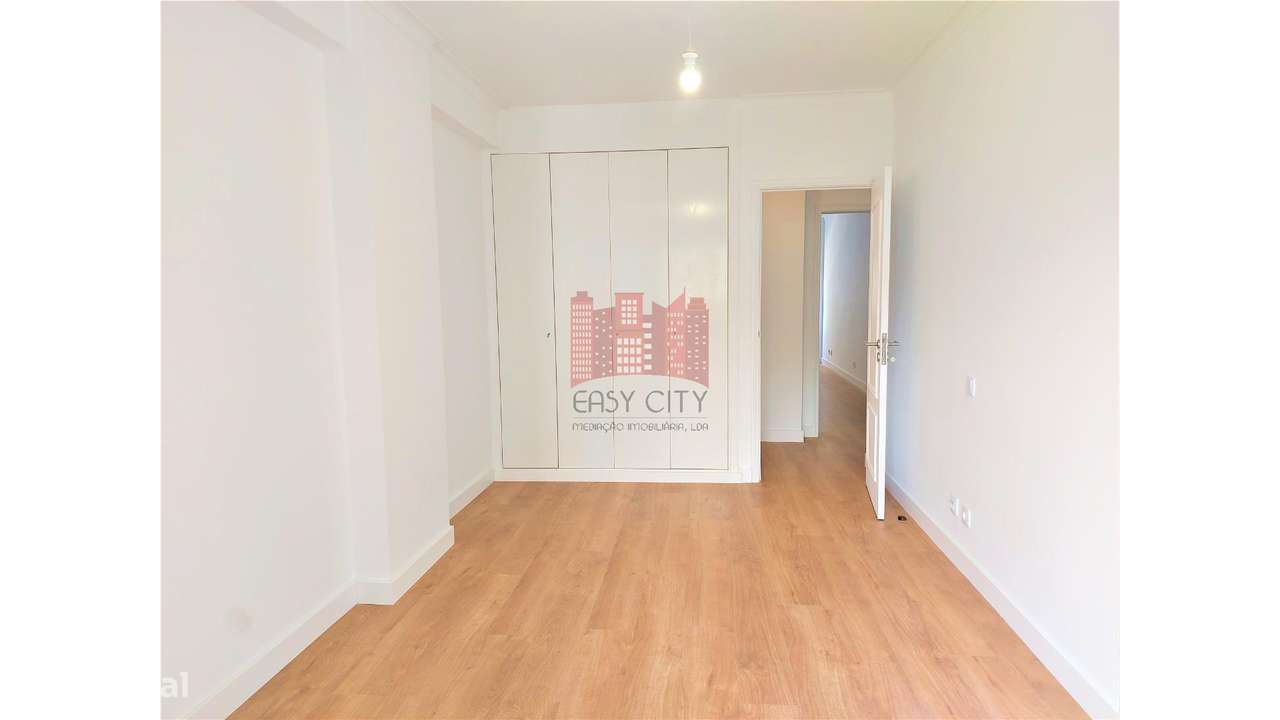 Apartamento T3 em Laranjeiras-7