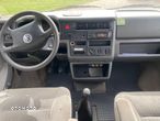 Volkswagen Caravelle - 6