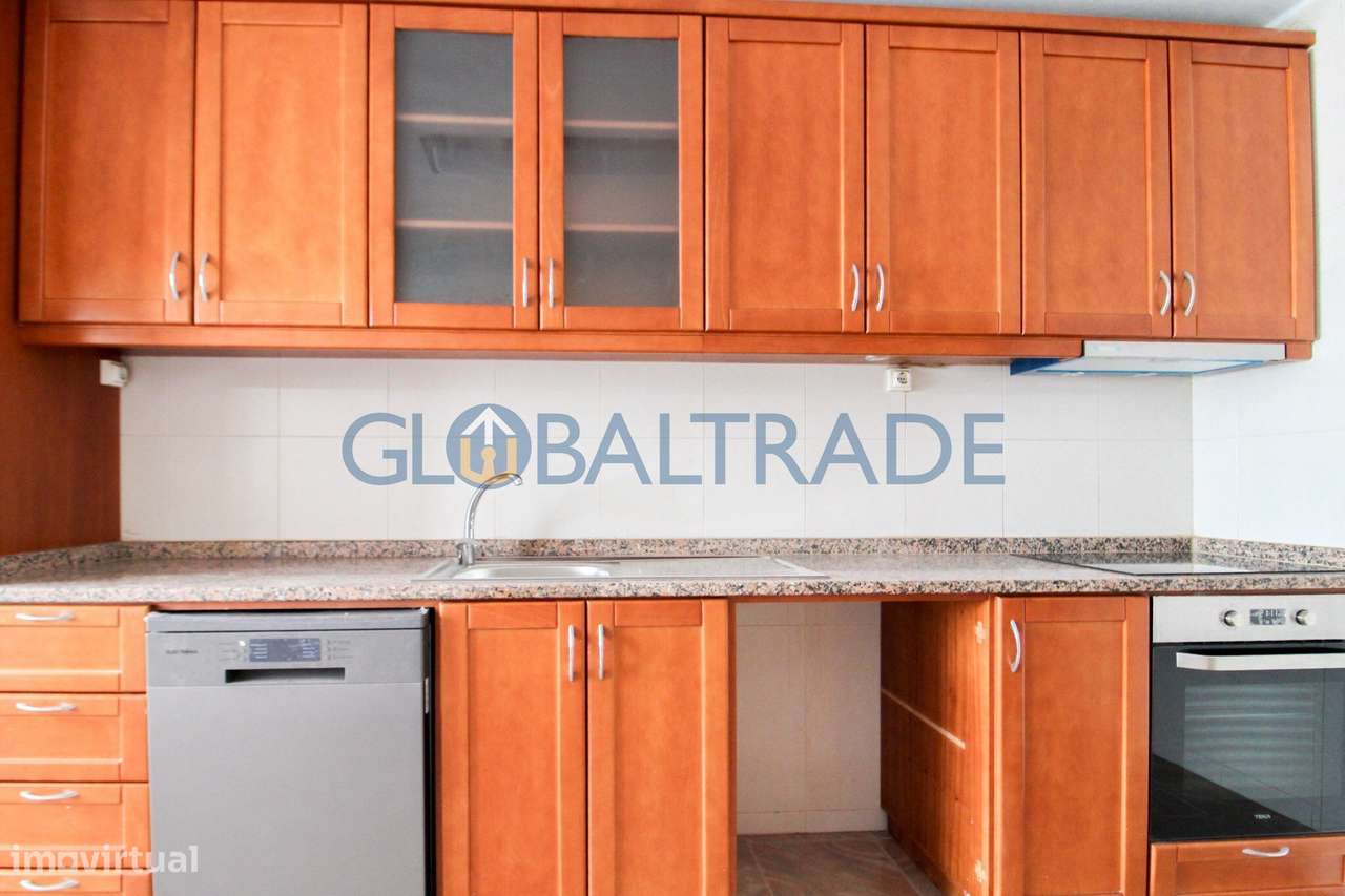 Apartamento T3 com Garagem Box em Vila D'Este-9