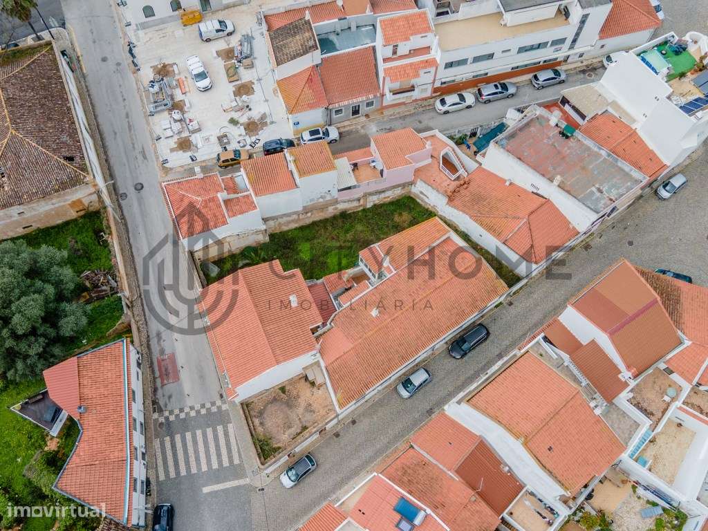 Ruína com Projeto em Aprovação - Casa Loko | T3 | Lagoa-9