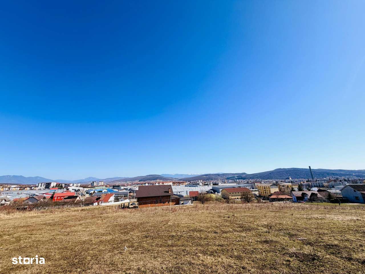 Teren intravilan situat în zona penitenciar, zona  Leoni-5 arii-1