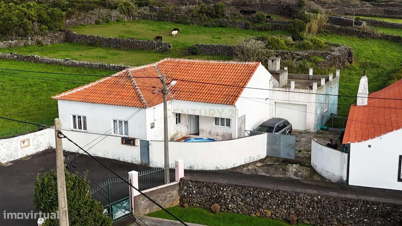 Moradia T3 com Vista Mar em São Bartolomeu de Regatos-12