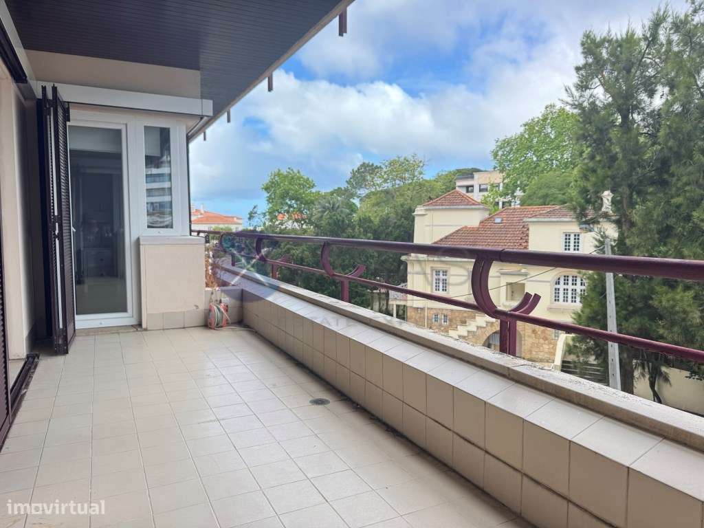 Apartamento T4 para Arrendamento no Estoril - Avenida Aida/ Estoril...-12