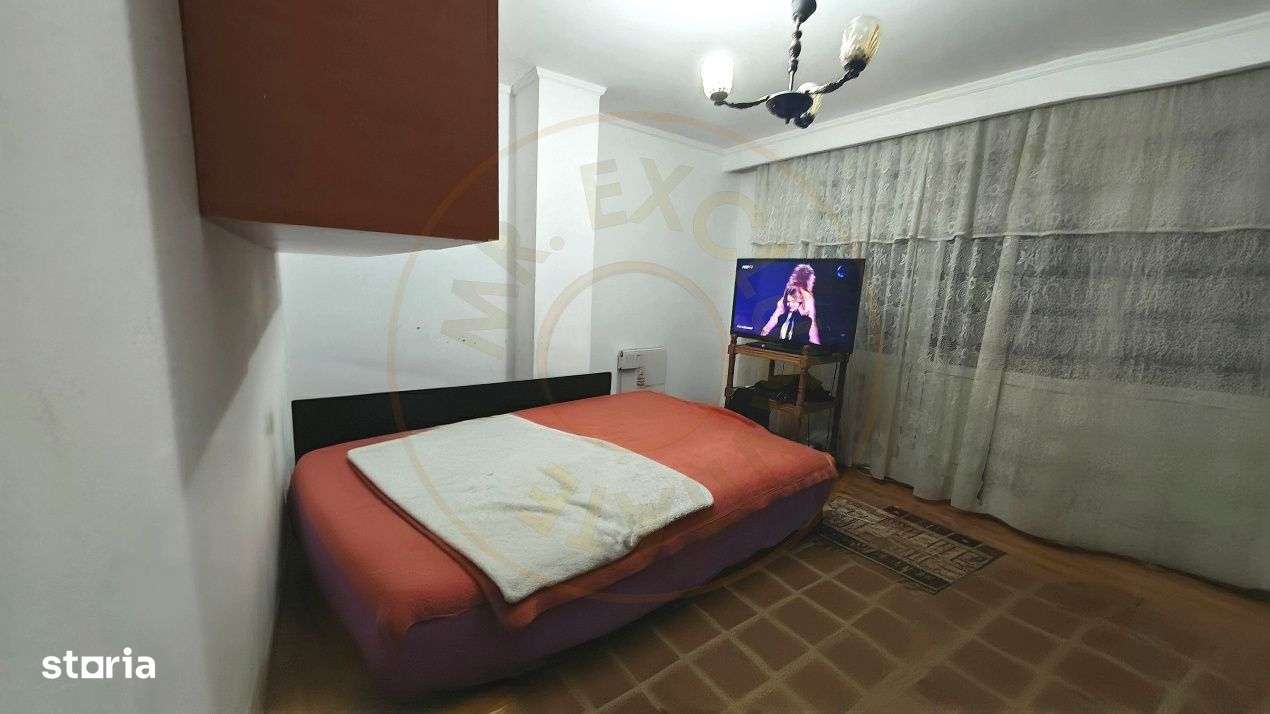 Apartament 3 camere zona Zero Mioveni-10