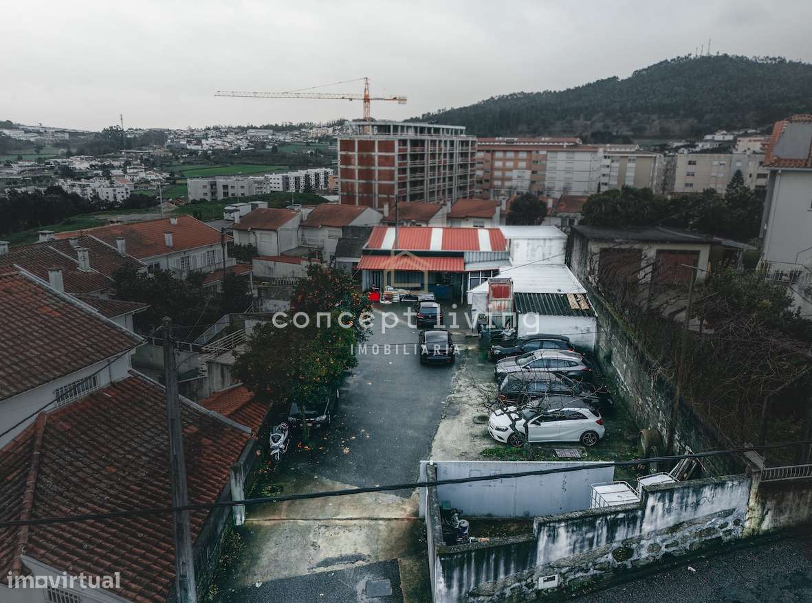 Armazém  Venda em Vila Nova de Famalicão e Calendário,Vila Nova de Fam - Grande imagem: 1/3