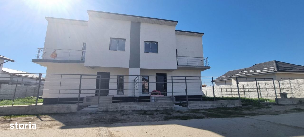 Casa/Vila tip duplex 4 CAMERE/Com.Berceni/Comision 0%