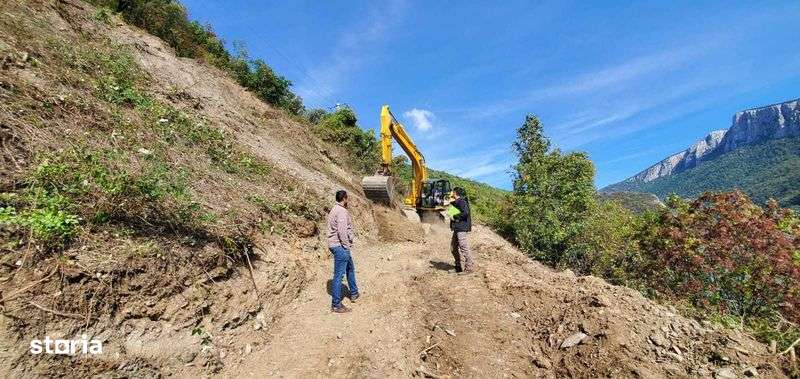 Teren Dunare Dubova 30-95m la apa, se poate pensiune fonduri europene - Imagine principală: 5/8