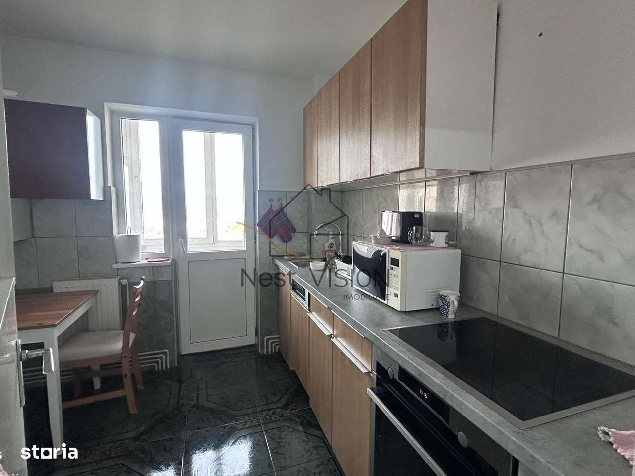 Apartament cu 3 camere | priveliste superba spre munti | Vasile Aaron-7
