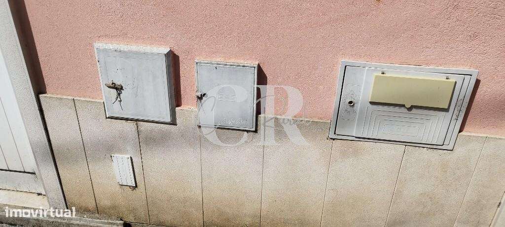 Moradia para restaurar-4