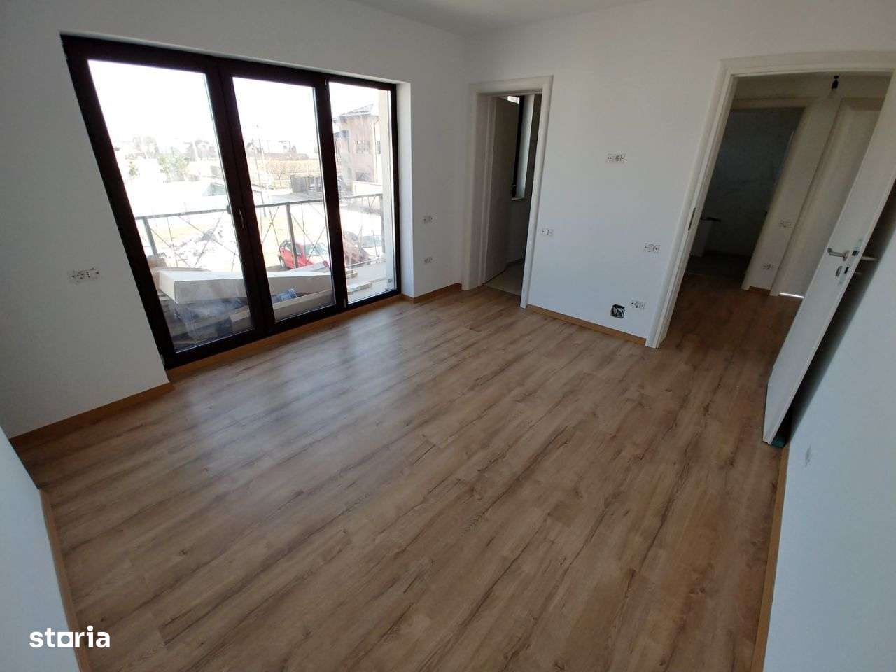 Single 4 camere, 400 mp, mansarda, lild, scoala americana - Imagine principală: 4/6