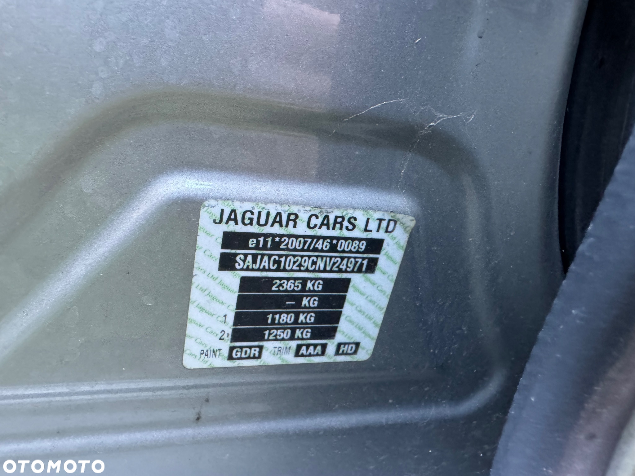 Jaguar XJ 3.0 D V6 Luxury - 6
