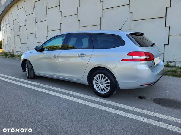 Peugeot 308 - 6