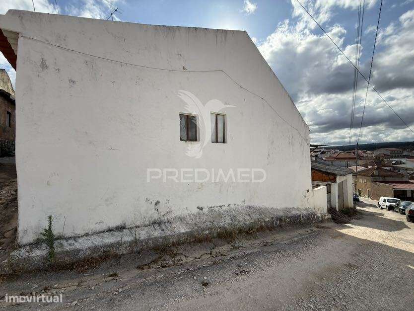 MORADIA T3 EM AMIAIS DE BAIXO – O REFÚGIO PERFEITO ENTRE O CAMPO E... - Grande imagem: 5/33