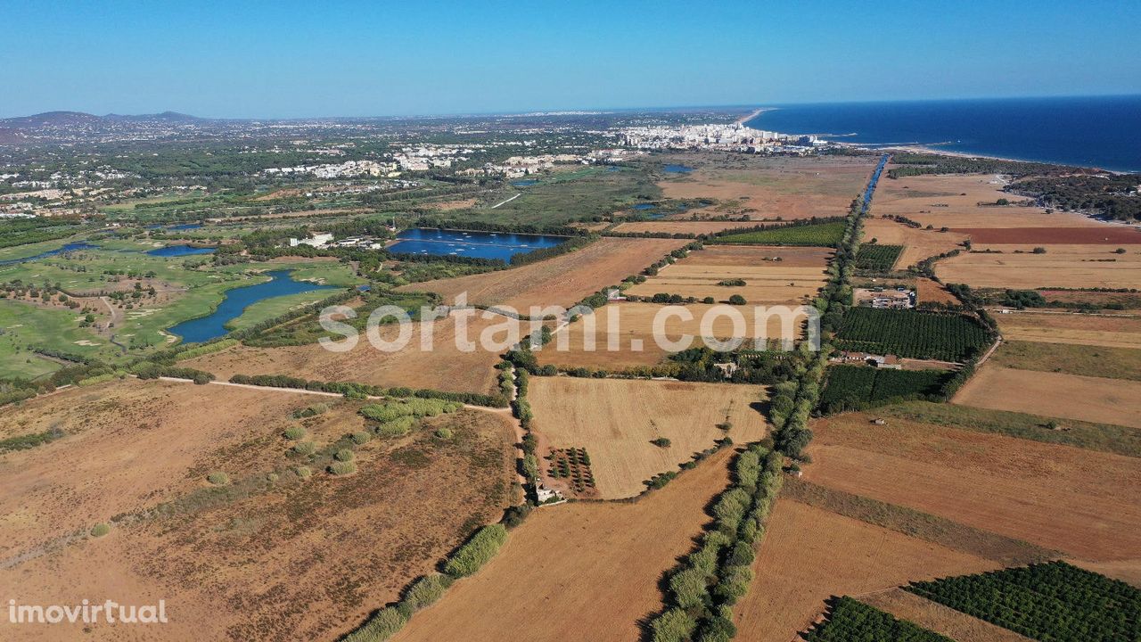 Terreno Para Construção  Venda em Quarteira,Loulé