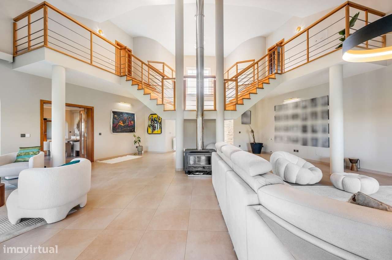 Moradia Isolada T6 com piscina, Rio Maior - Grande imagem: 2/43