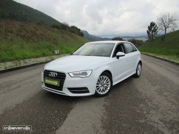 Audi A3 Sportback 1.6 TDi Attraction Ultra - 9