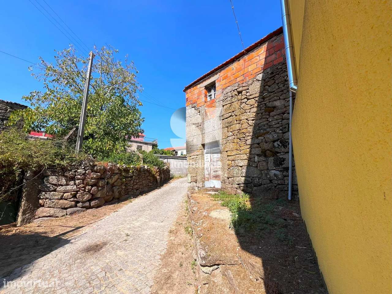 Moradia para Restaurar T0 - Grande imagem: 4/24