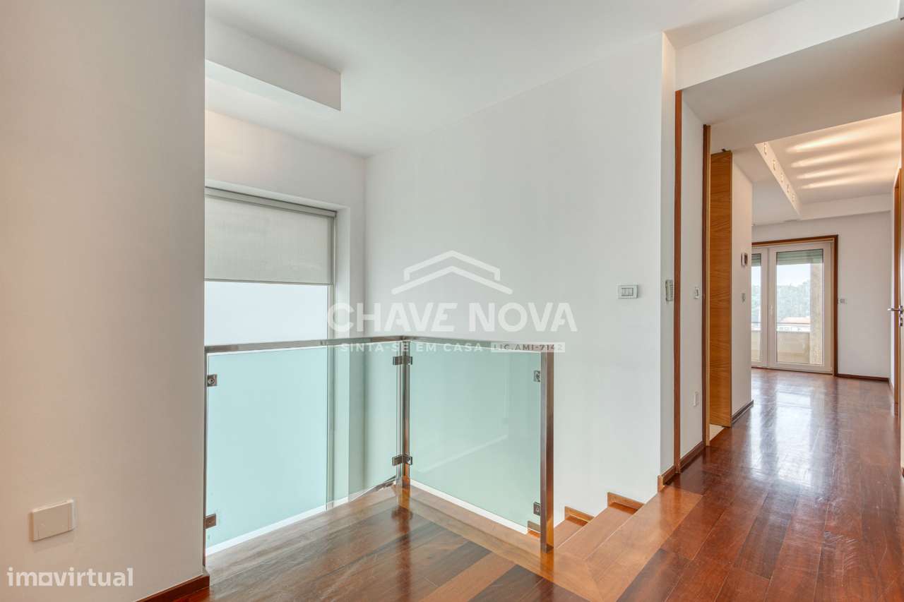 Moradia T3 Canidelo COMO NOVA com Piscina 4 Frentes-16