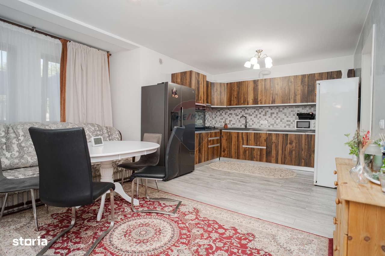 Casă de vânzare, Teren 672 mp - Miroslava, Iași - Imagine principală: 5/14