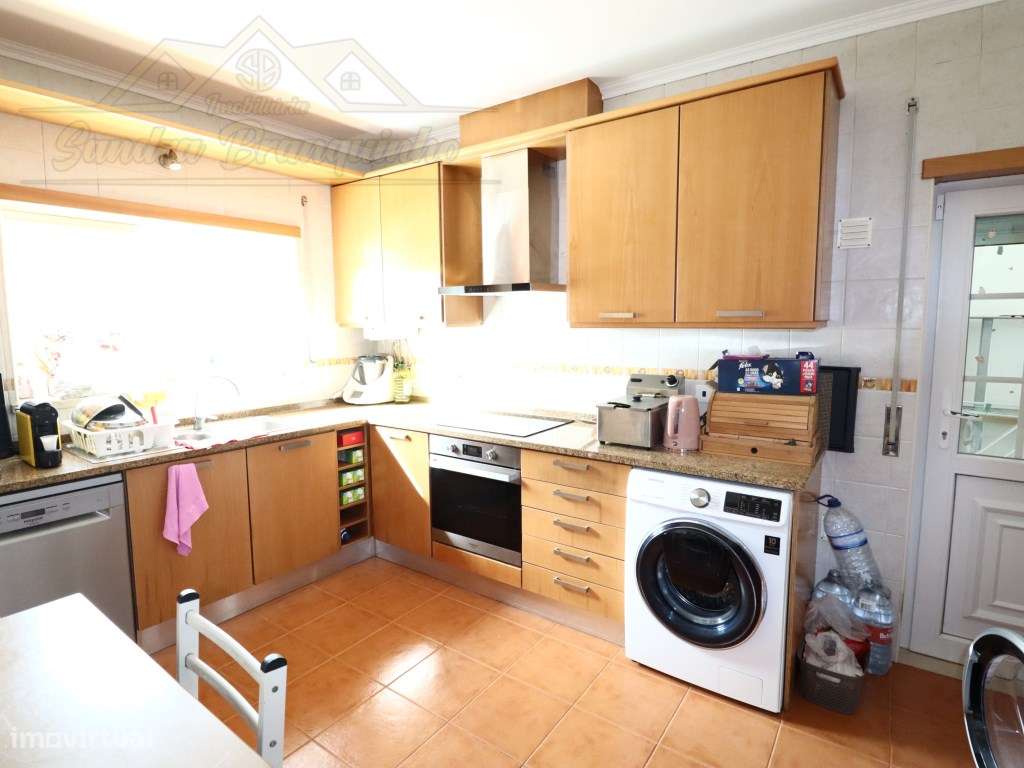 Moradia T3 com garagem e logradouro-6