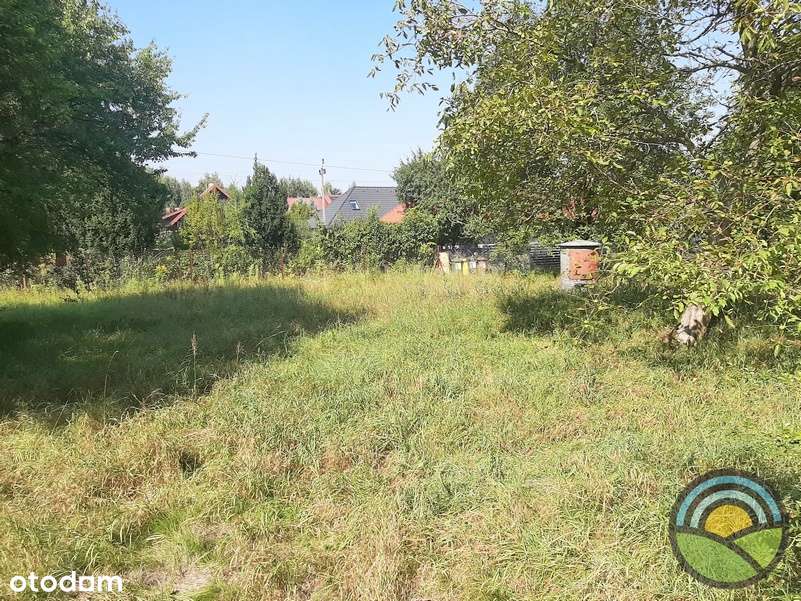 Płaska 18-arowa działka budowlana  k/Krakowa-5