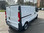 Opel Vivaro - 10