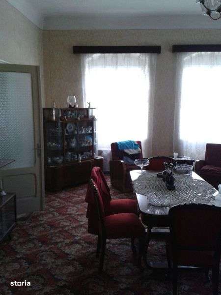 Casa /vila de vanzare - Imagine principală: 5/8