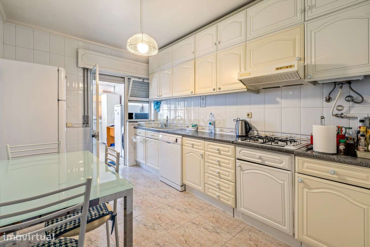 T3 com Terraço Privativo no Centro de Faro - Grande imagem: 5/21