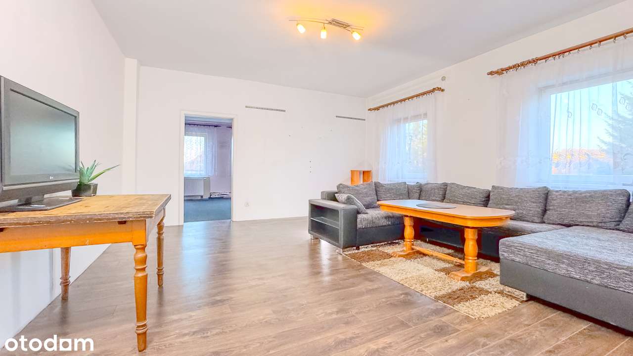 Przestronne mieszkanie w Leśnej – idealne dla osoby starszej lub pary-3
