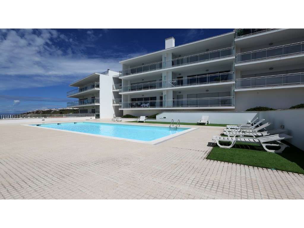 Penthouse T2 com vista panorâmica de mar e terraço privado em condo...-3