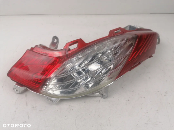 Honda S-Wing 125 lampa kierunkowskaz prawy tył - 3