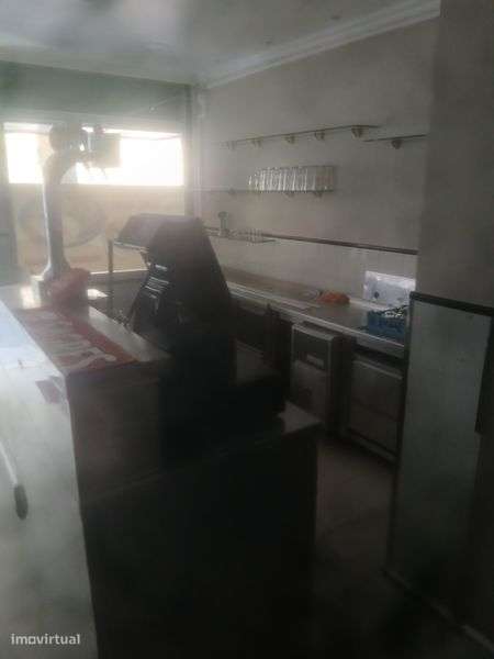 Aluga se/trespasse - Grande imagem: 4/8