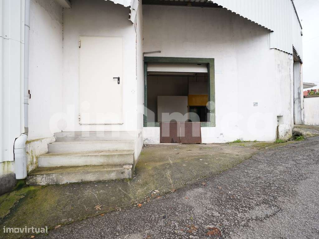 Imóvel Industrial / Serviços-33