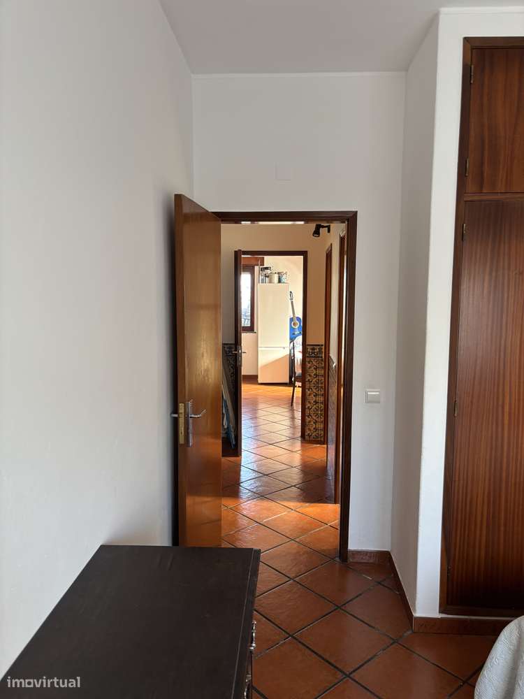 Quarto com despesas incluídas - Grande imagem: 5/6