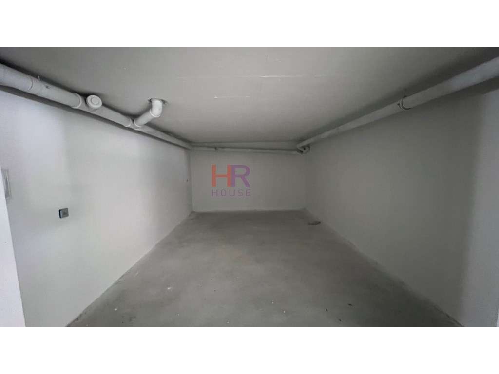 Vende-se T2 Ultimo andar - Terraço panorâmico-16