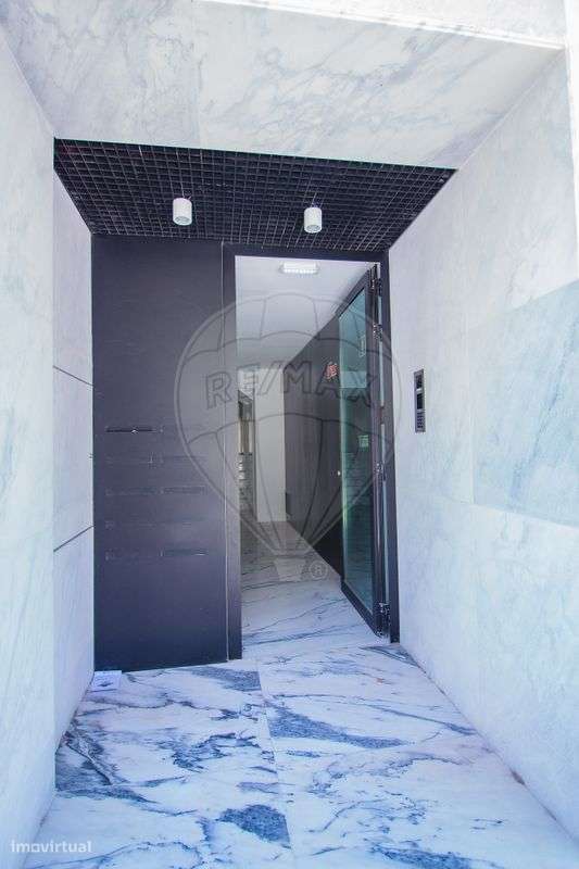 Apartamento T1 para venda - Grande imagem: 2/29