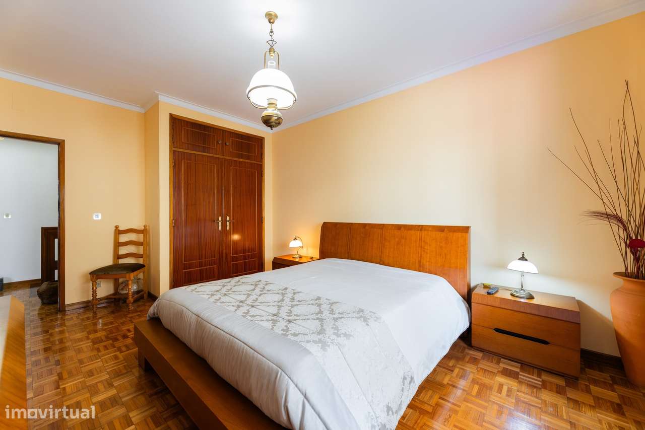 Apartamento T2 Duplex, em S. Vicente - Braga-20