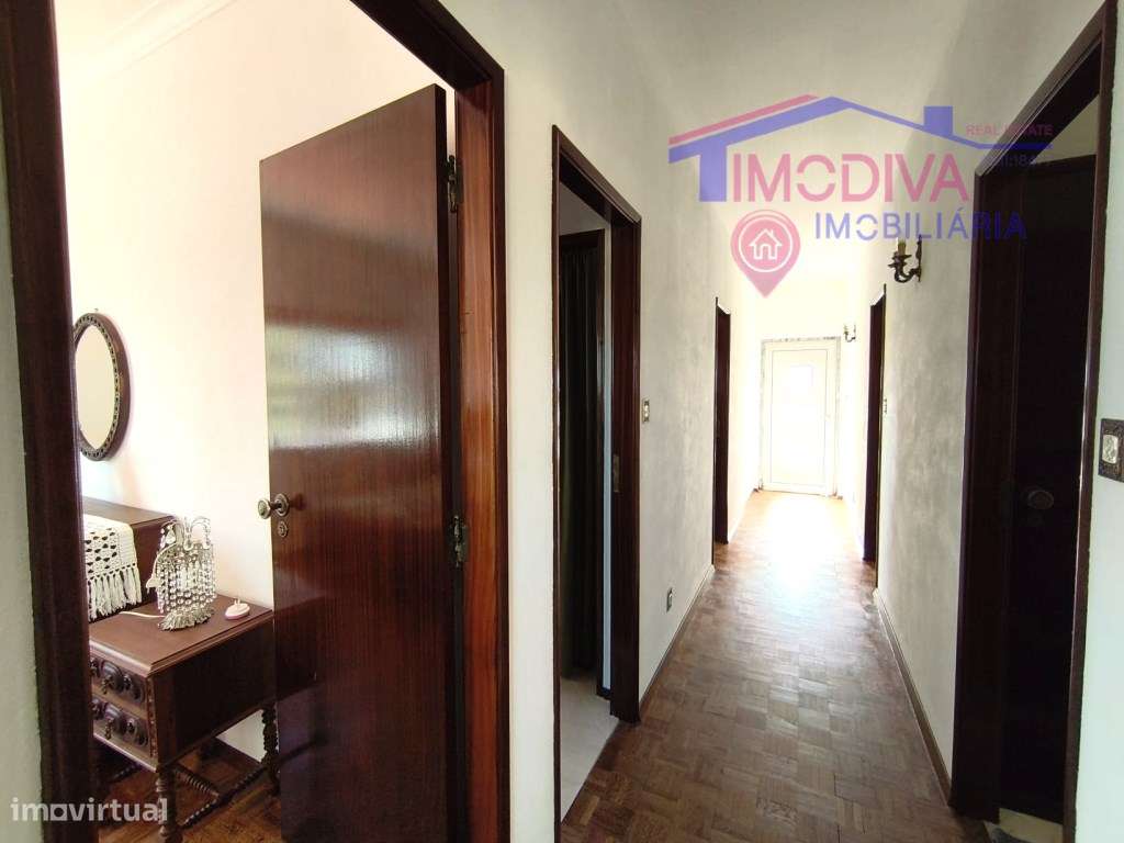 Moradia T3 com garagem e Terreno com 1850 m2 em Arega, Figueiró dos...-26