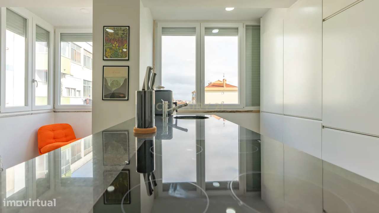 Apartamento Renovado em Vila Franca de Xira com Vista para o Rio - Grande imagem: 3/37